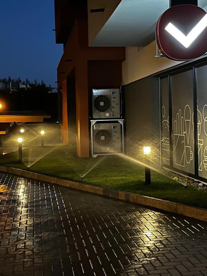 Apartmán Apartament Modern Cu O Camera Temešvár Exteriér fotografie